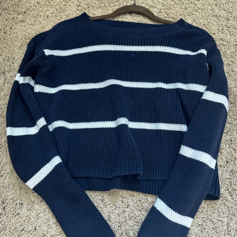 Banana Republic Cropped Navy and Cream Striped Sweater Size Small